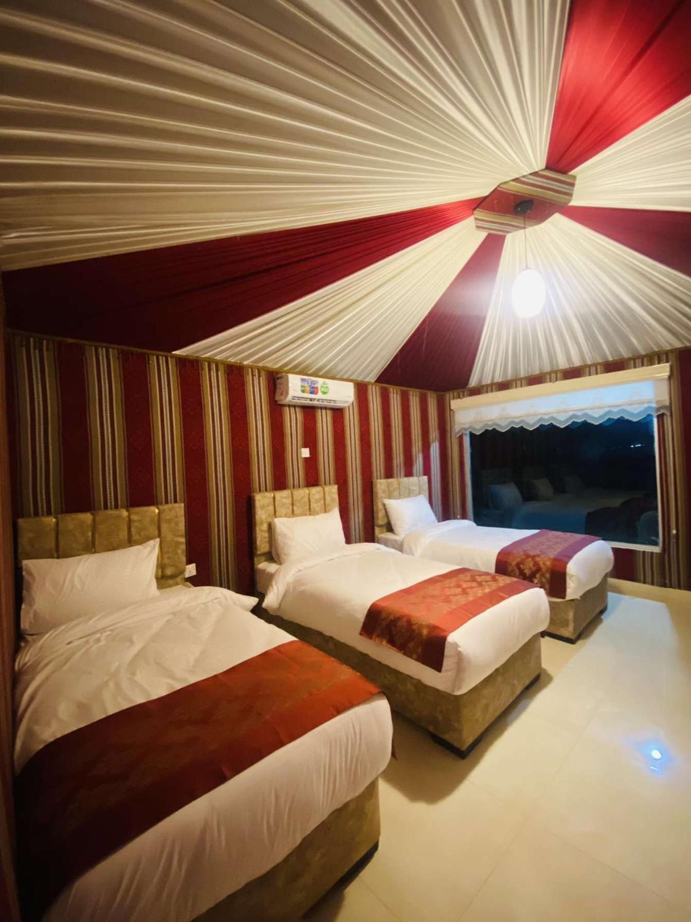 Wadi Rum Sky Camp 외부 사진