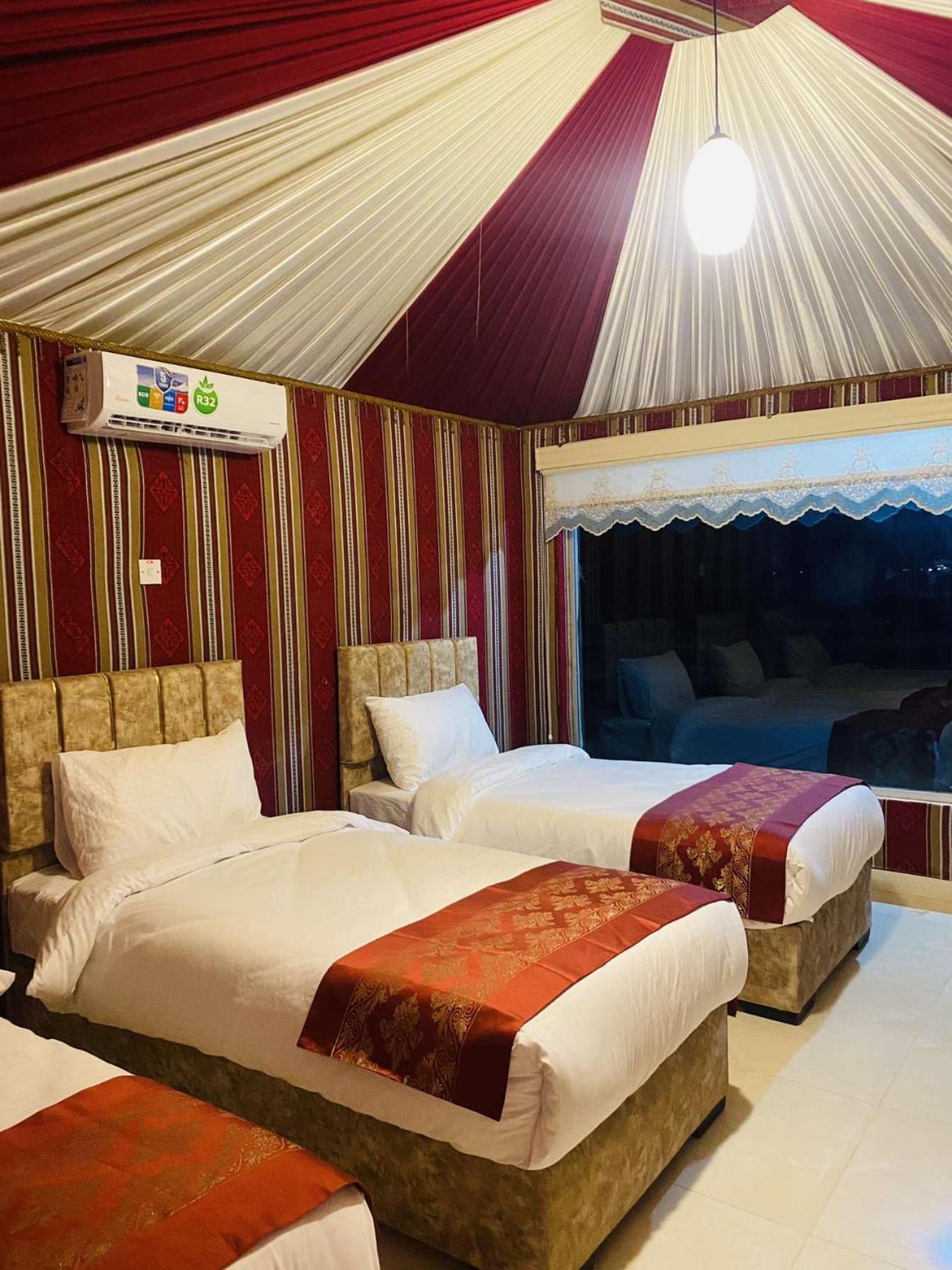 Wadi Rum Sky Camp 외부 사진